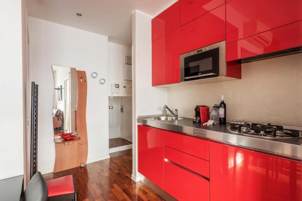 Amazing Apt In The Heart Of Pta Venezia Милан Экстерьер фото